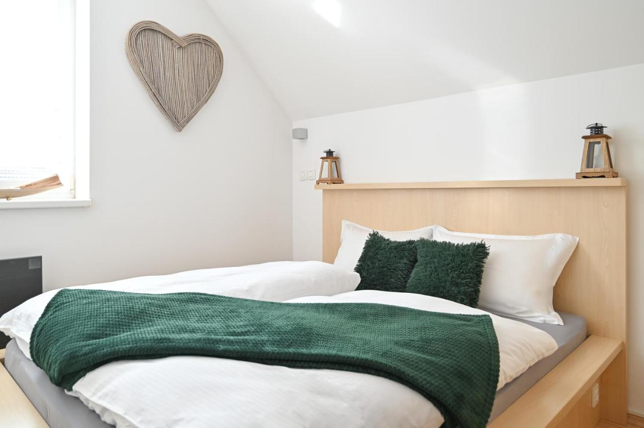 Apartment Stros With Private Sauna Kranjska Gora Bagian luar foto